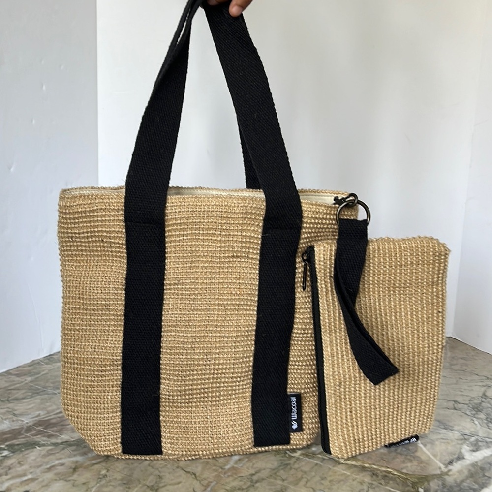 Wacoal  bag with pouch